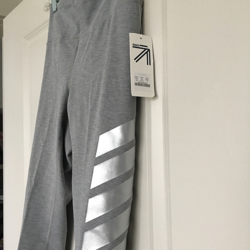 New Balance® for J.Crew performance cropped leggin - Picture 6 of 8